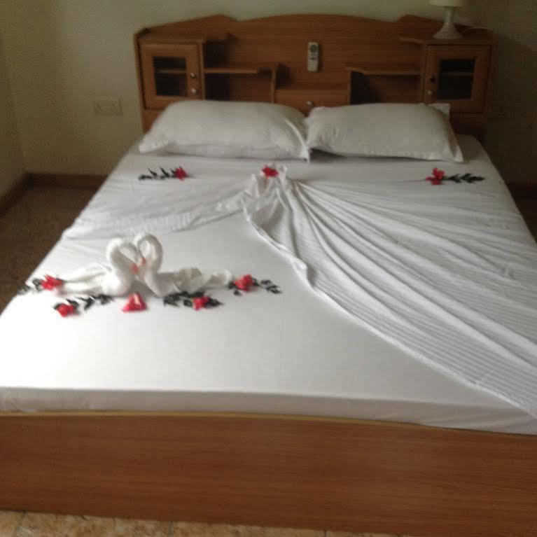 Marl Self Catering Villa Pointe La Rue Kültér fotó